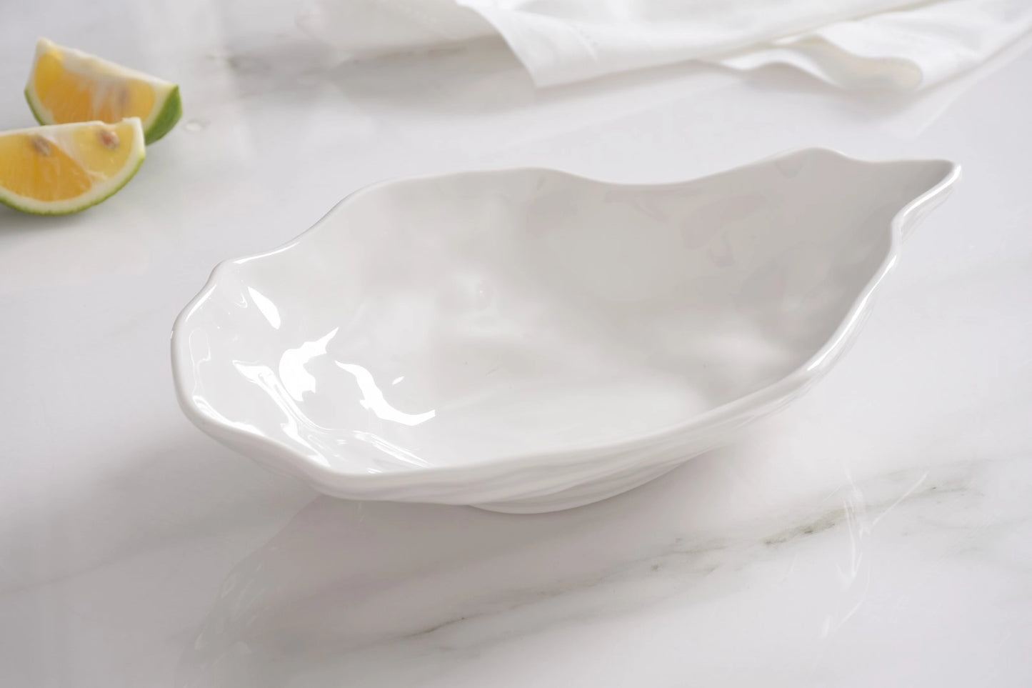 Medium Oyster Melamine Bowl