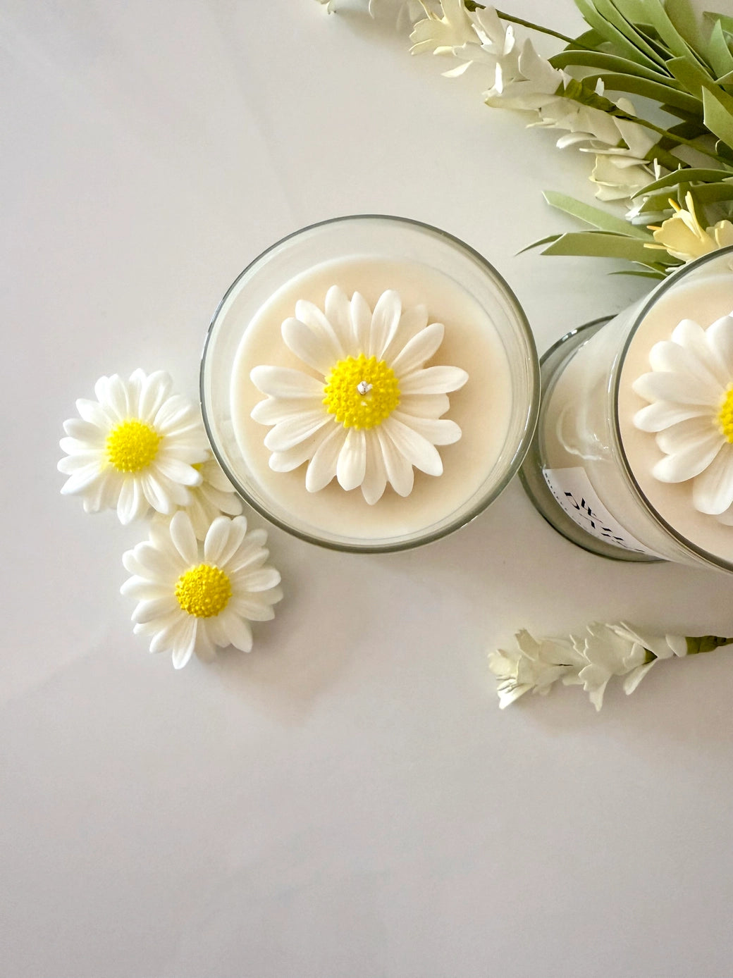 Believe Candle Co. Daisy Floral Candle