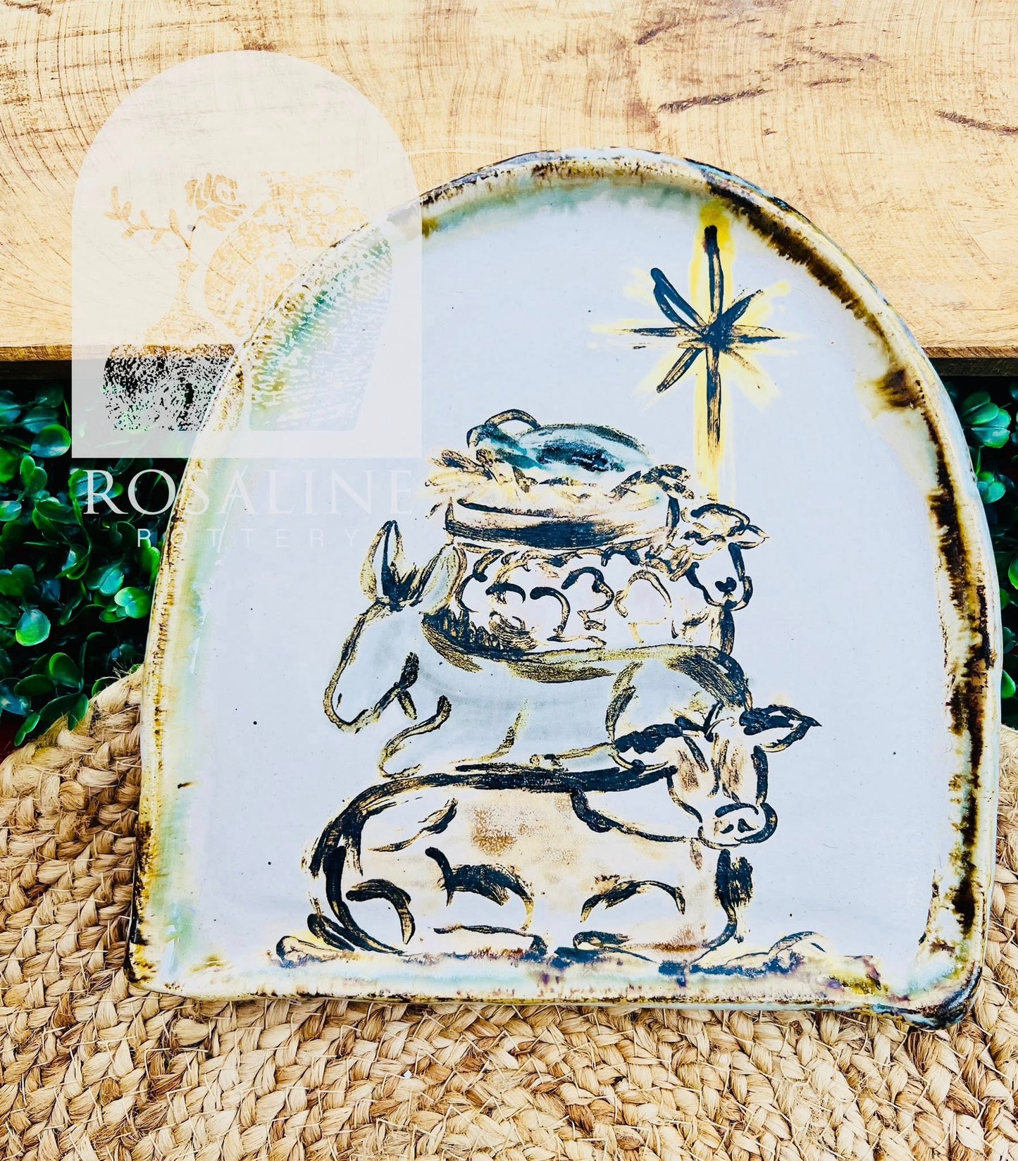 Rosaline Pottery Away in a Manger Plate