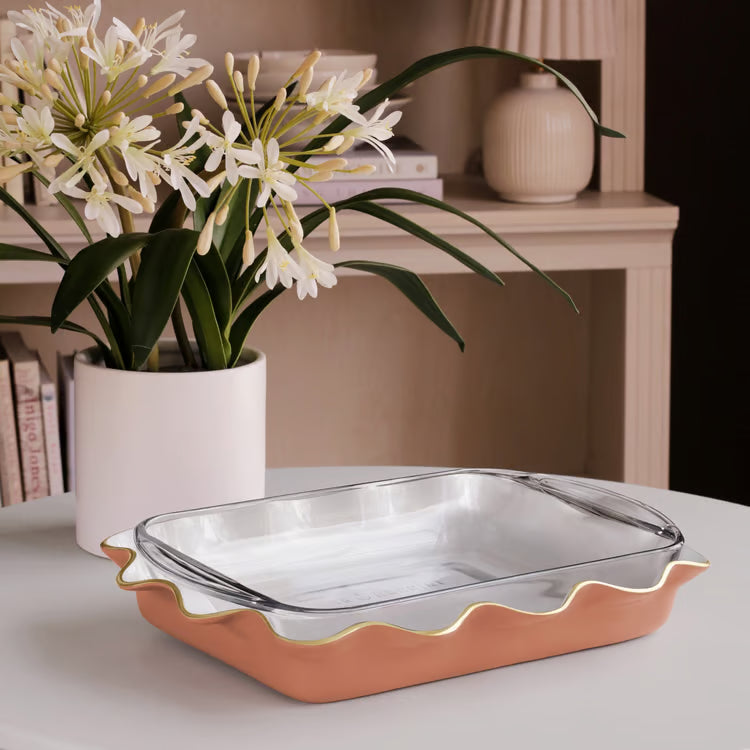 Encanto Carola Rectangle Casserole Holder (Cayenne and White)