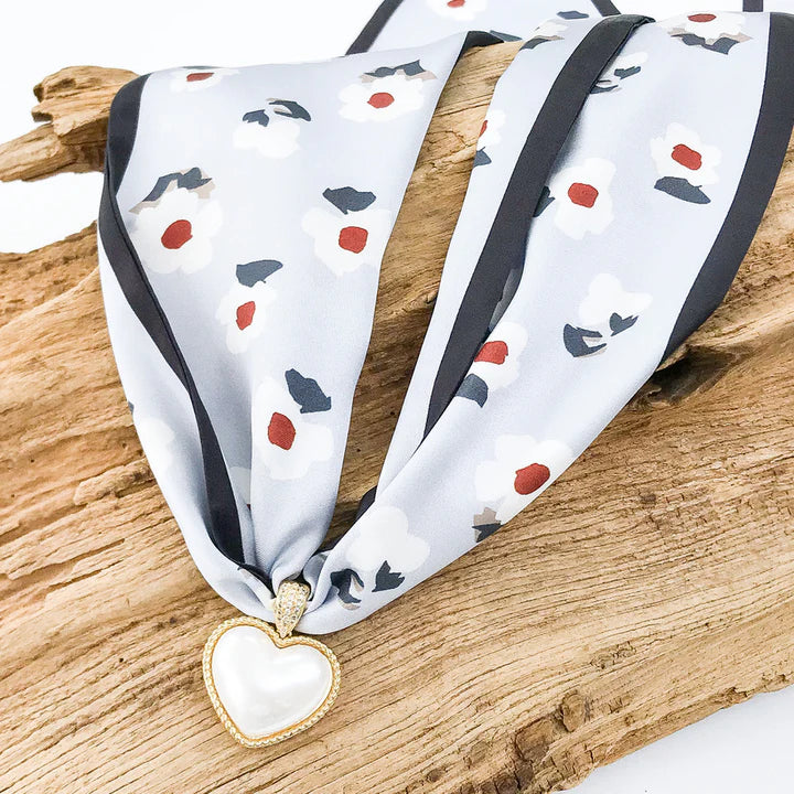 Puff Pearl Heart Scarf Necklace
