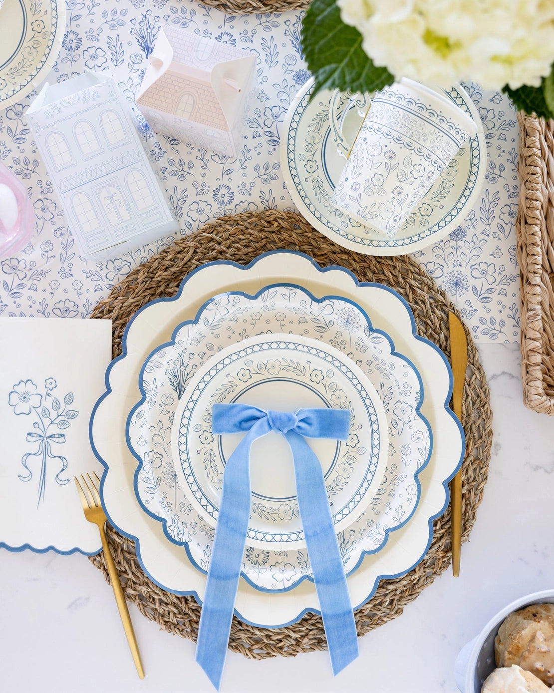 Pembroke Blue Flower Paper Dinner Napkin
