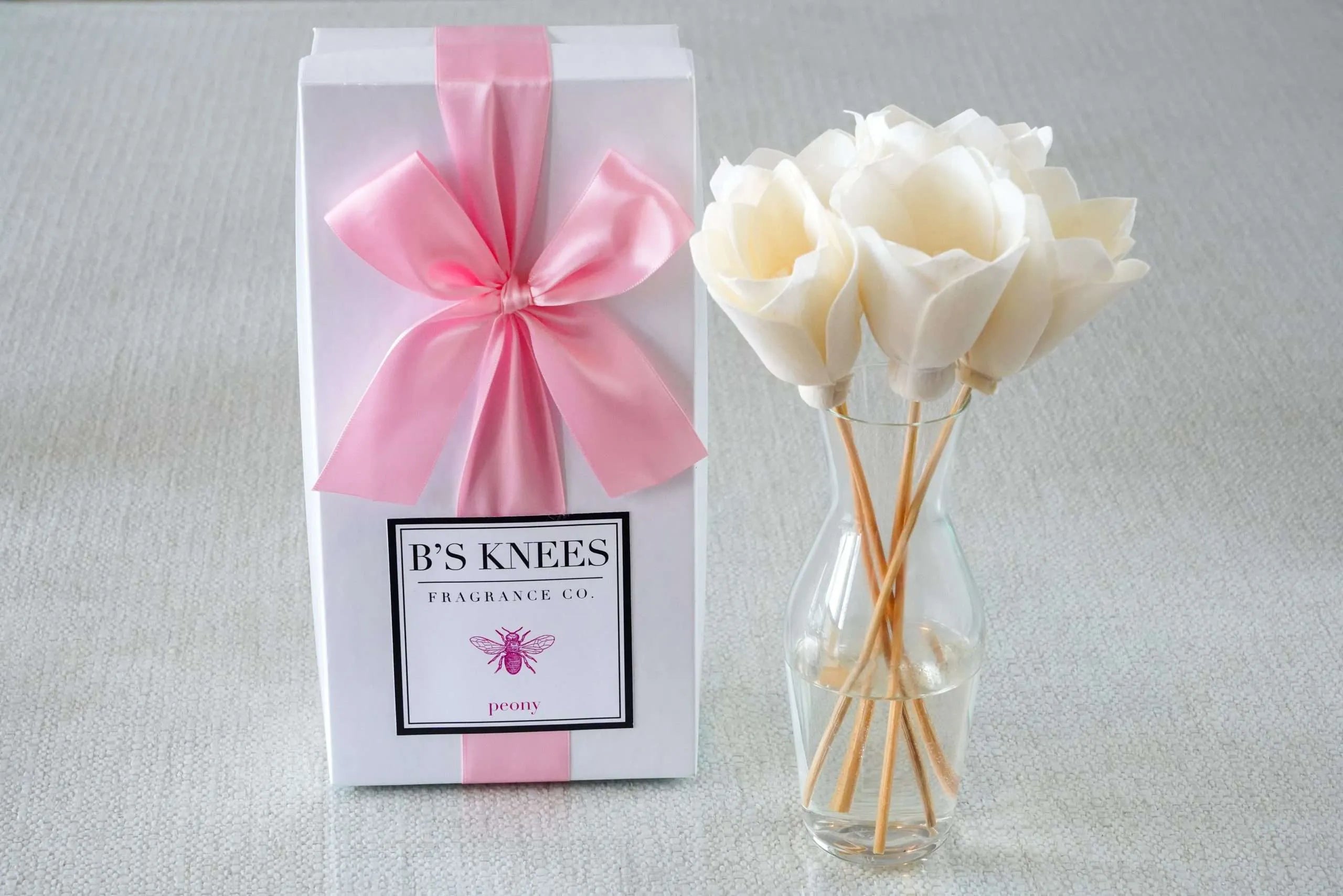 B's Knees Fragrance Co. Classic Natural Reed Diffuser - Thumbnail 2