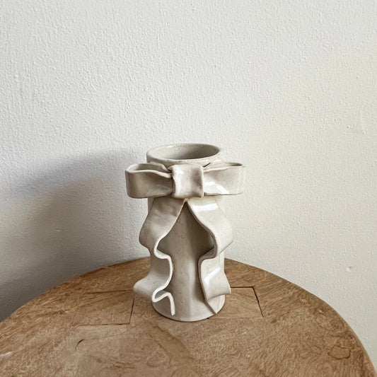 Ribbon Bow Vase
