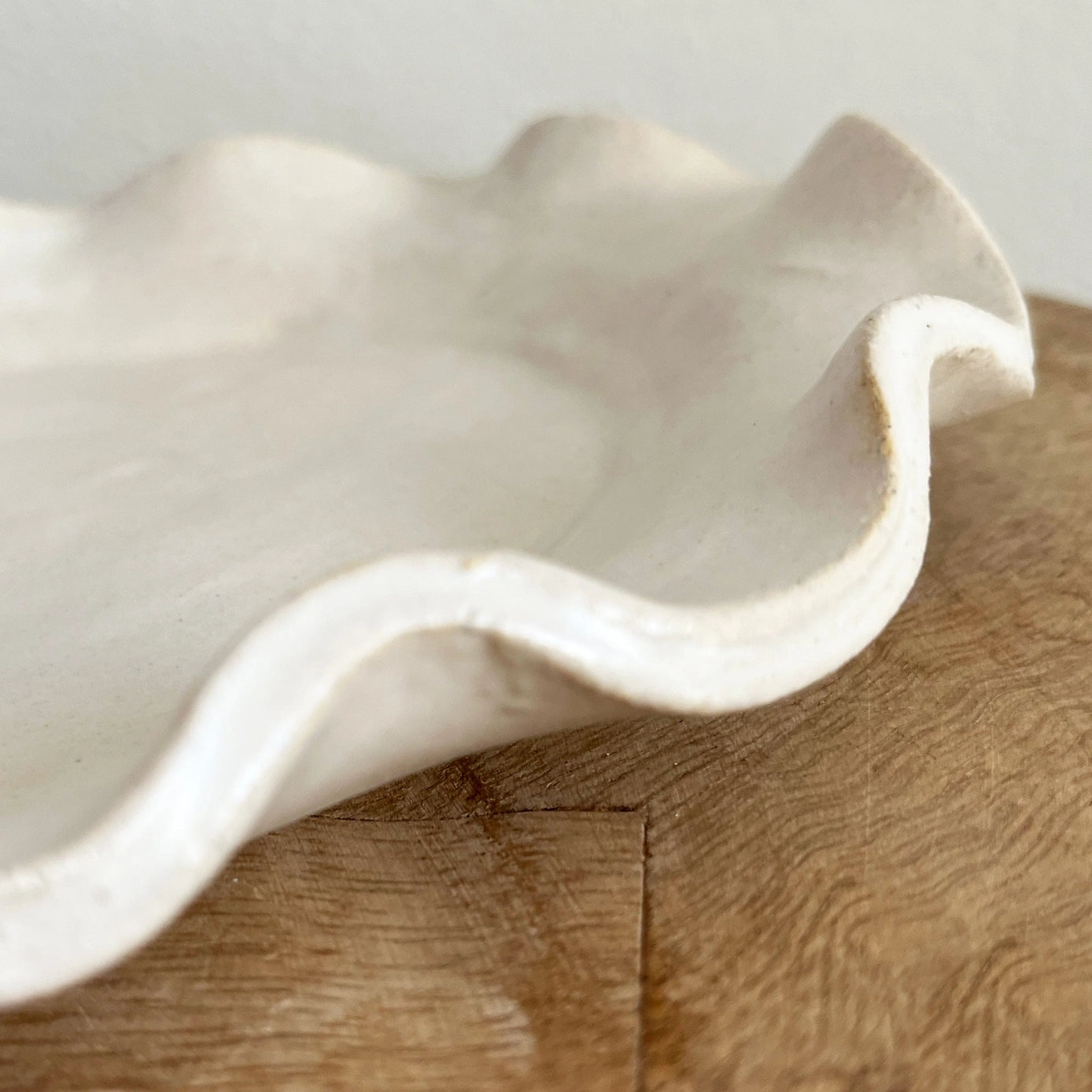 Ruffle Edge Platter